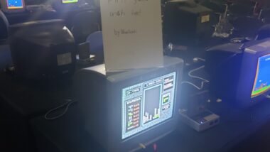 Blue Scuti Live Game Crash at Portland Retro Gaming Expo